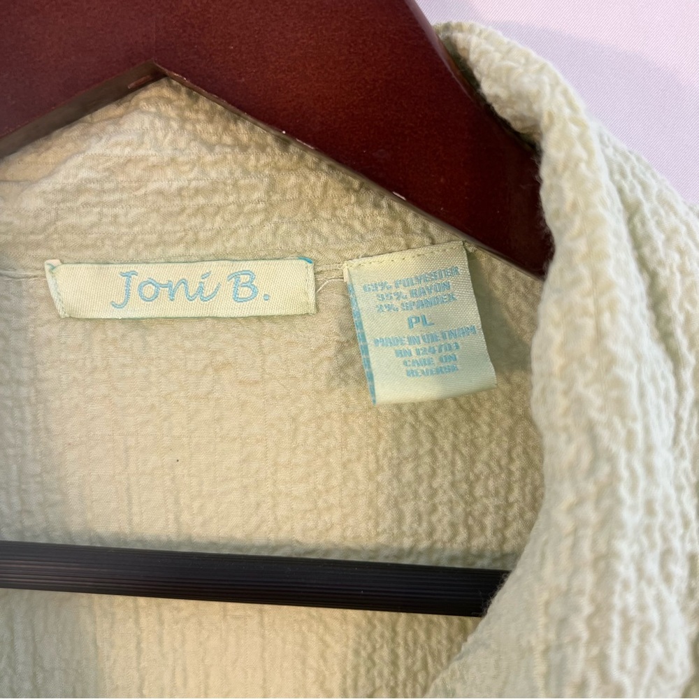 Joni B. Jacket Pants Suit Capri Women's Petite L Large Textured Crinkle Soft - Picture 3 of 9